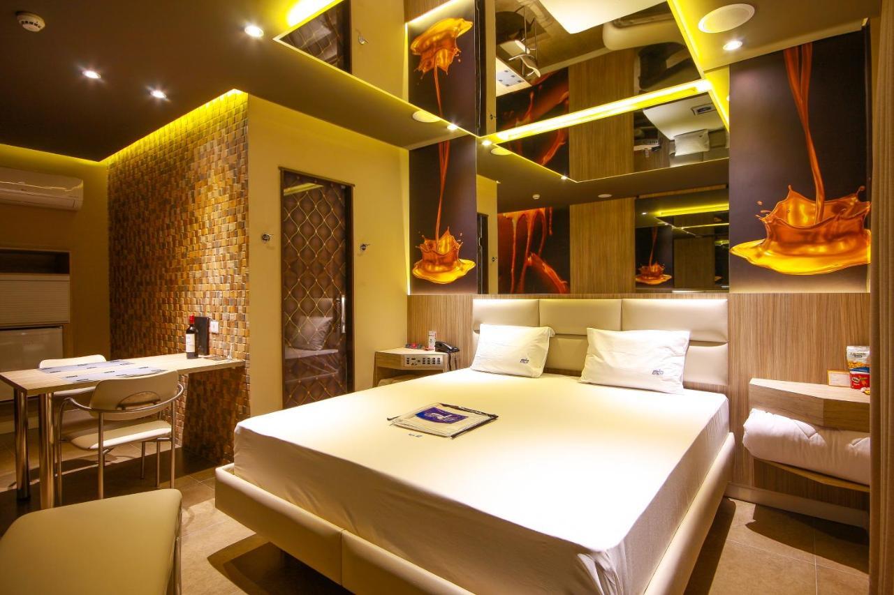 Motel Golf (Adults Only) Osasco Buitenkant foto
